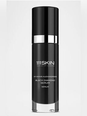 Black Diamond Serum 111 Skin
targets skin laxity to sculpt and firm the skin